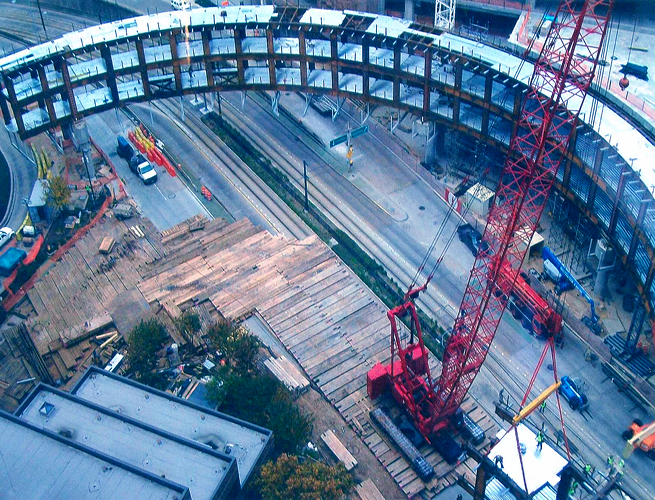 crane on several crane mats at a jobsite